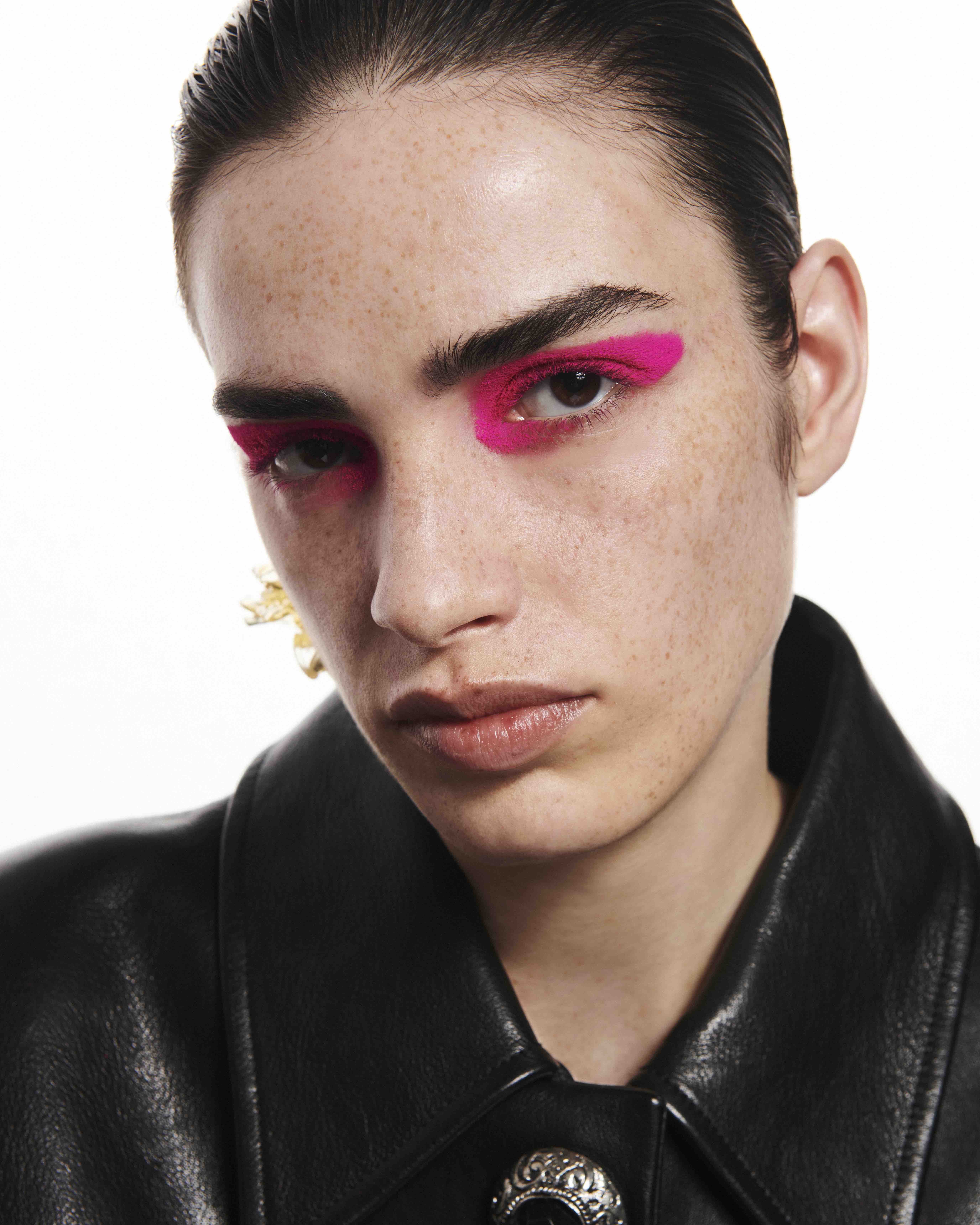 BEAUTY  - Photography by LAURENT HUMBERT